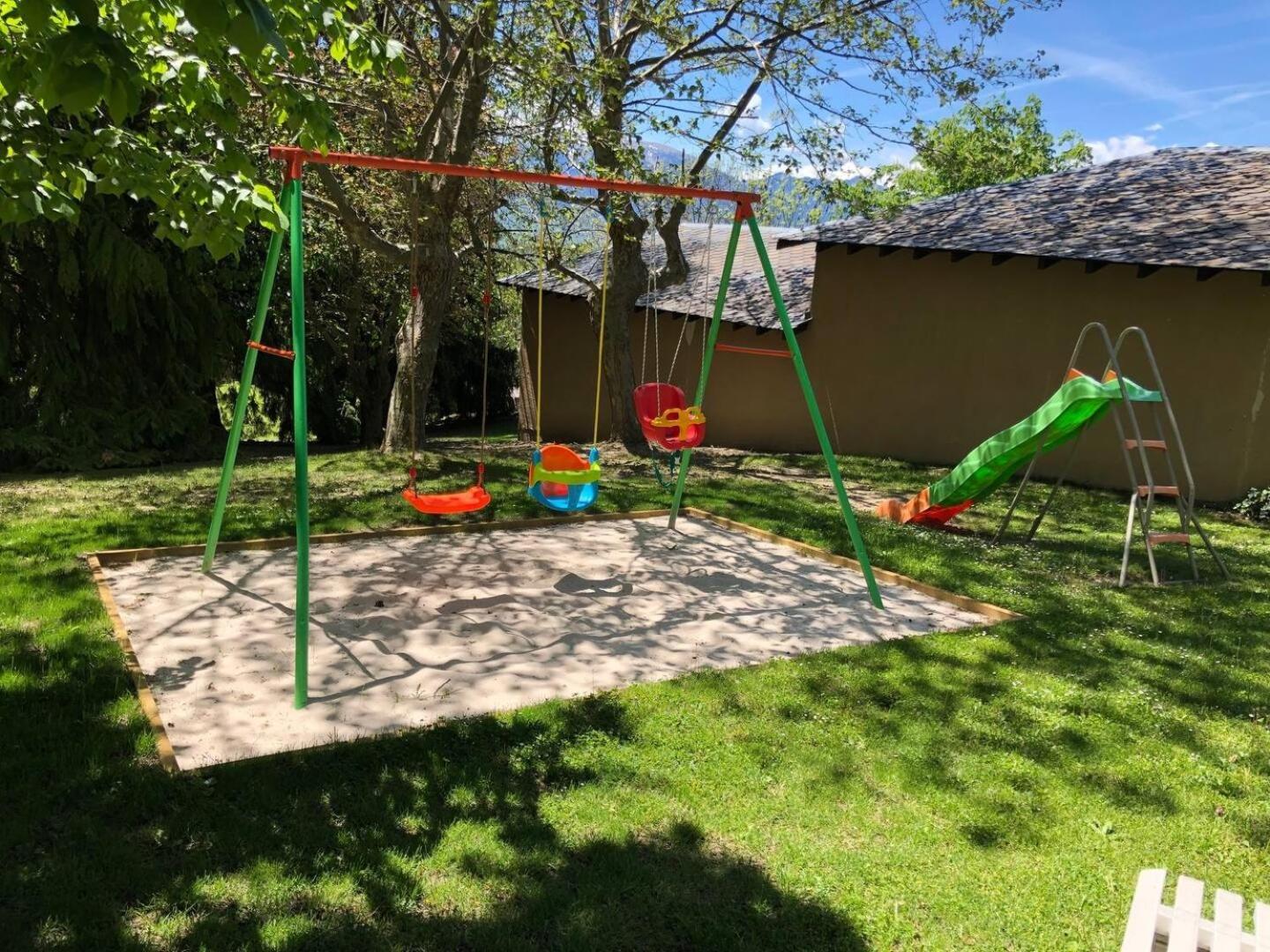 Cerdanya En Familia Montana Park Lägenhet Enveitg Exteriör bild